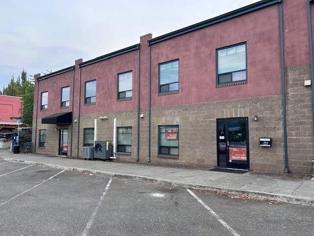 504 Cascade Ave, Hood River, OR for lease - Building Photo - Image 1 of 4