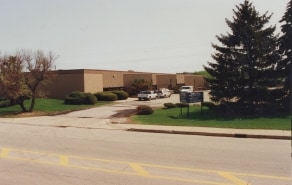 407 Washington Blvd, Mundelein, IL à louer - Photo du bâtiment - Image 2 de 5