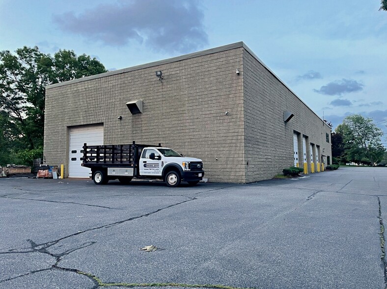 815 Woburn St, Wilmington, MA for sale - Building Photo - Image 3 of 26