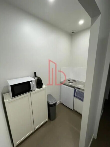 Bureau dans Bordeaux à vendre - Photo du bâtiment - Image 3 de 8