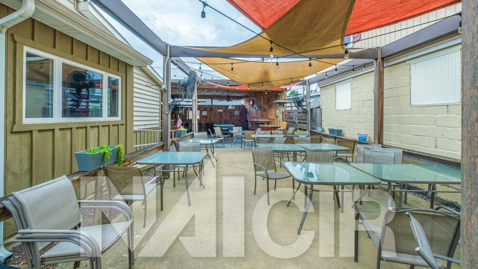 15 Mill St, Middletown, PA à vendre - Photo du bâtiment - Image 2 de 7