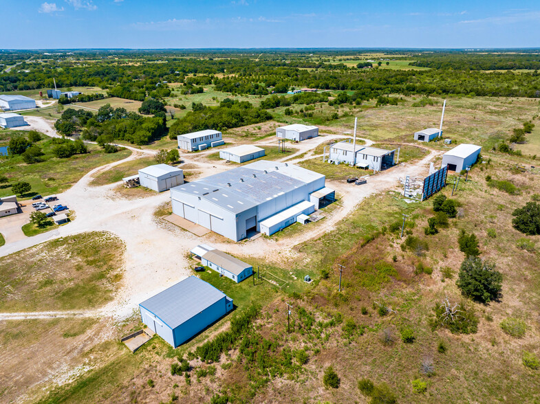 Industrial in Teague, TX for sale - Building Photo - Image 1 of 1