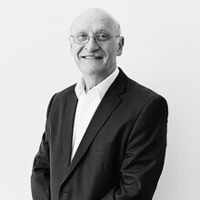 Mark Furneaux