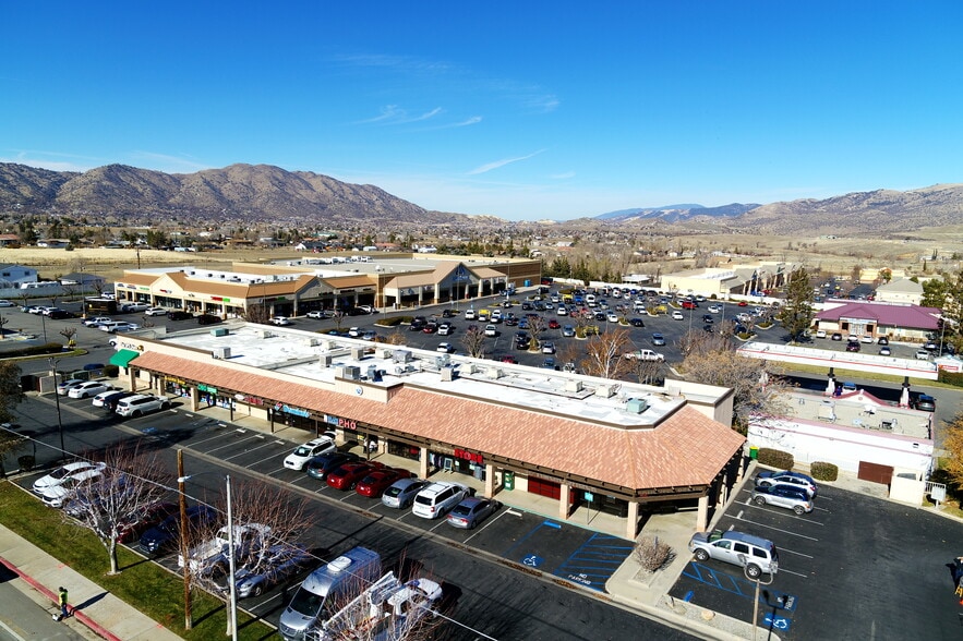 1121 W Valley Blvd, Tehachapi, CA for lease - Building Photo - Image 3 of 3