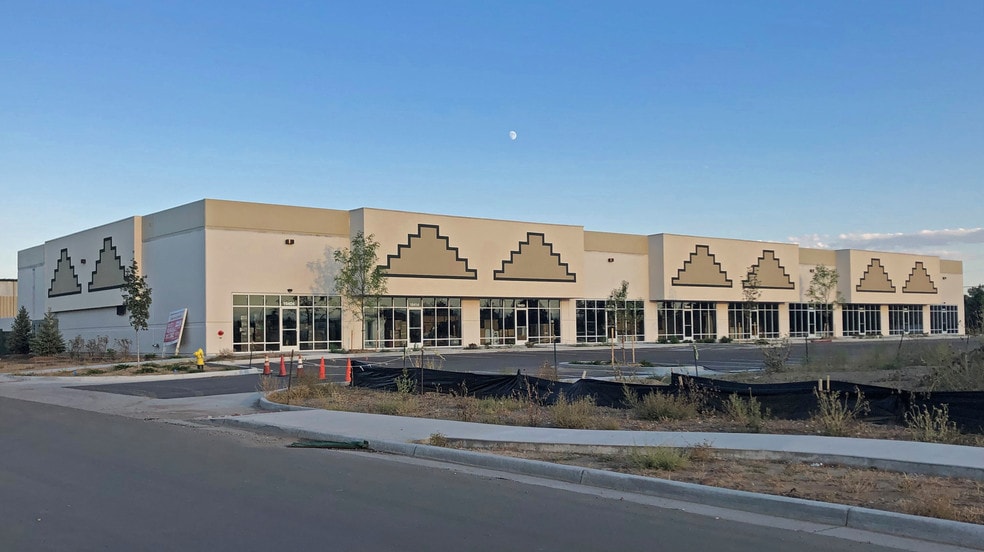 16404-16494 E 2nd Ave, Aurora, CO for lease - Building Photo - Image 3 of 5