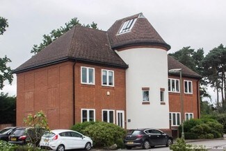 Plus de détails pour The Square, Lightwater - Bureau à louer