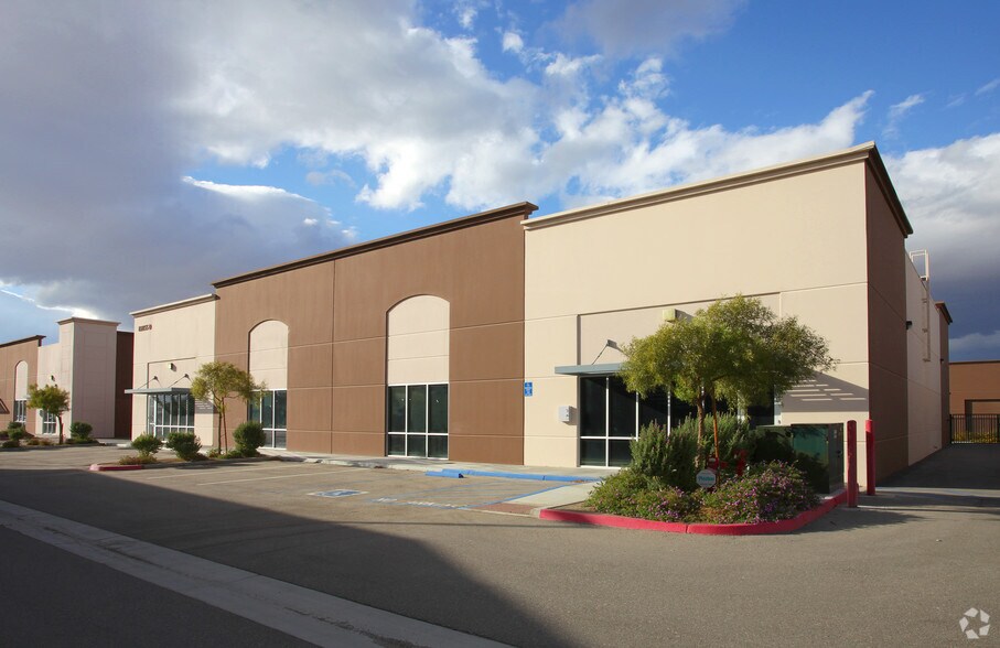 82855 Market St, Indio, CA à louer - Photo du bâtiment - Image 2 de 8