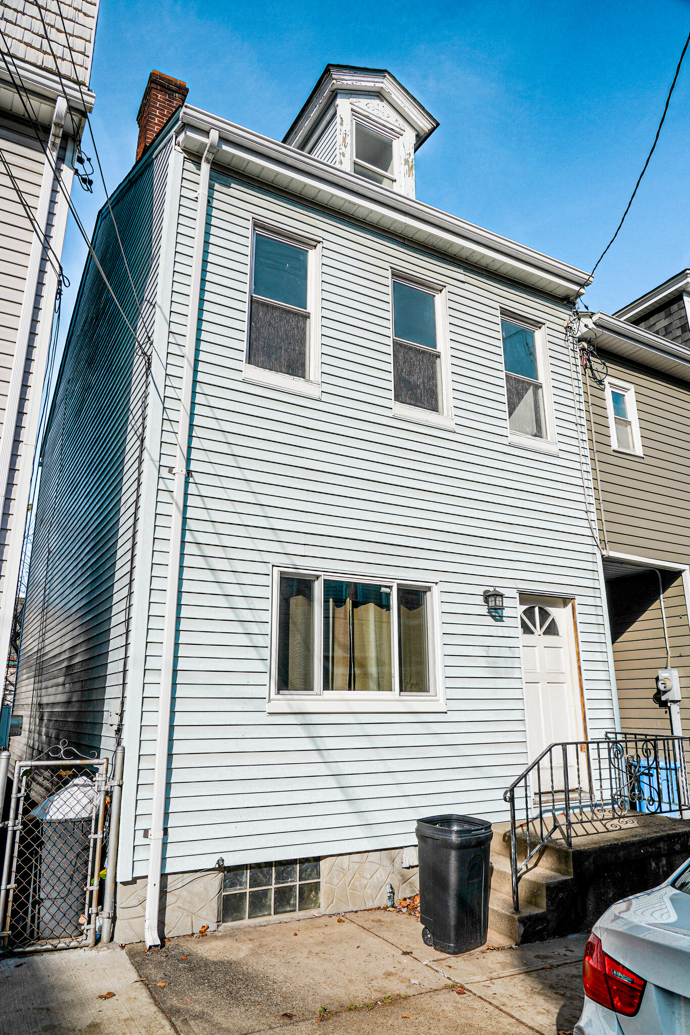 5111 Carnegie St, Pittsburgh, PA à vendre Photo principale- Image 1 de 2