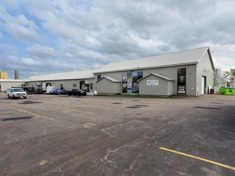 120 Halifax St, Moncton, NB à vendre - Photo principale - Image 1 de 1