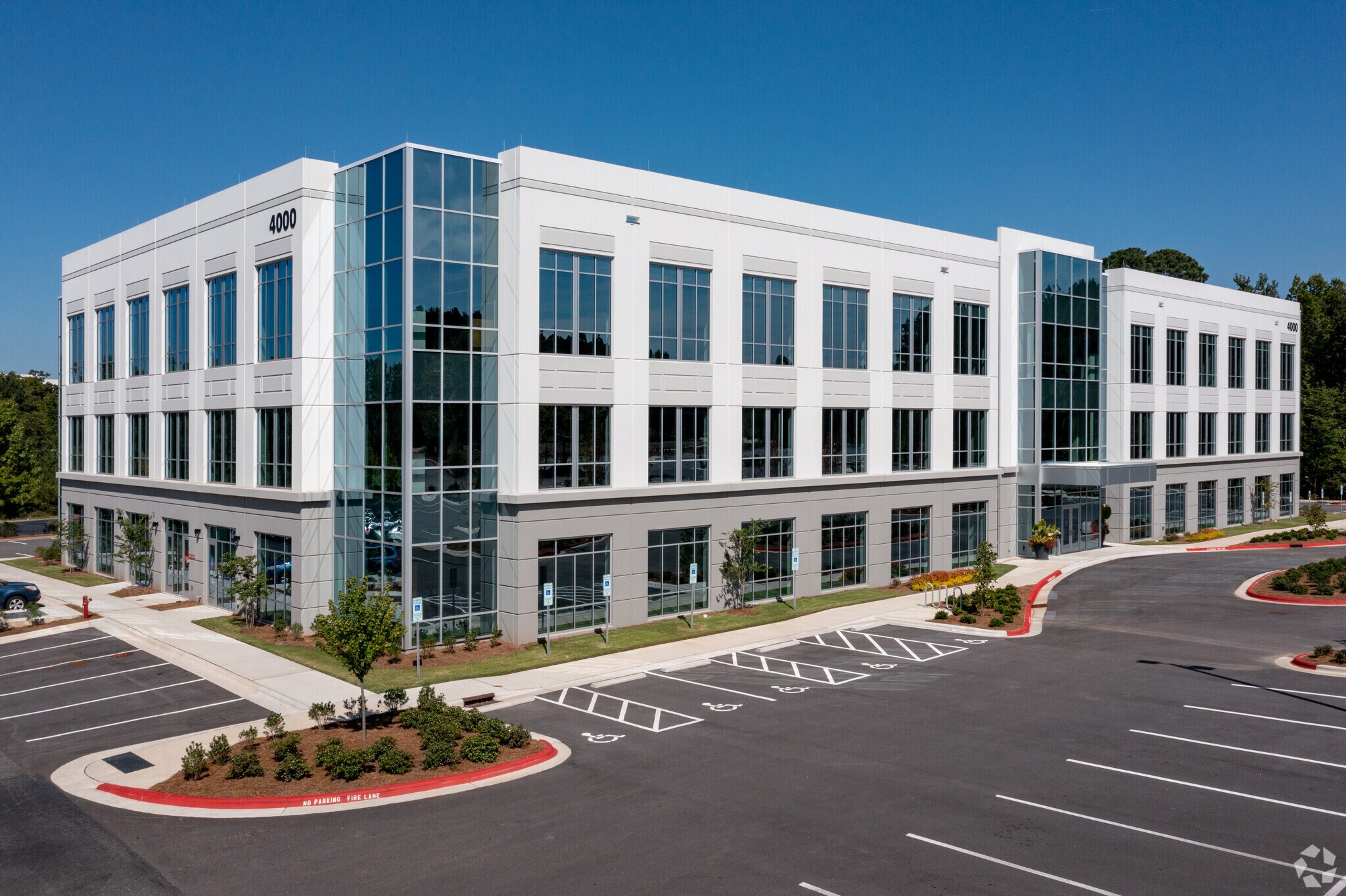 4000 Paramount Pky, Morrisville, NC for lease Building Photo- Image 1 of 12