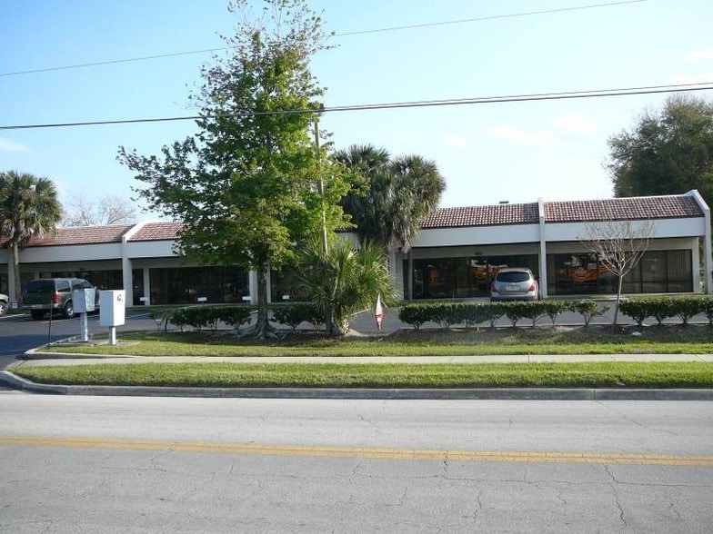 6808-6832 Hanging Moss Rd, Orlando, FL for lease - Building Photo - Image 3 of 26