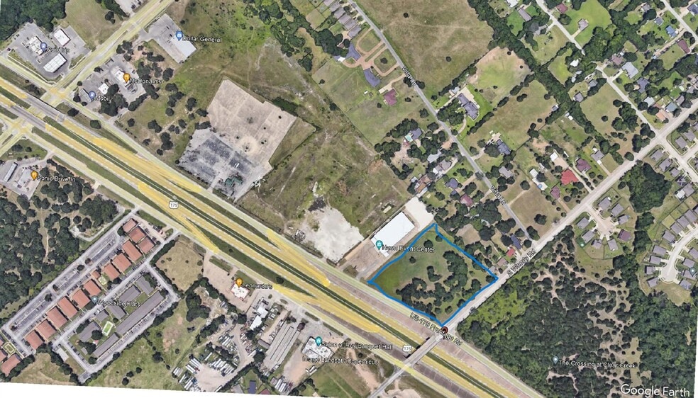 NEC C F Hawn Fwy, Dallas, TX à vendre - Photo du bâtiment - Image 2 de 2