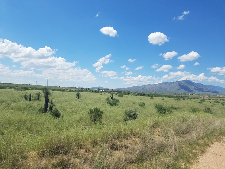 Mescal Rd, Benson, AZ for sale - Building Photo - Image 1 of 2