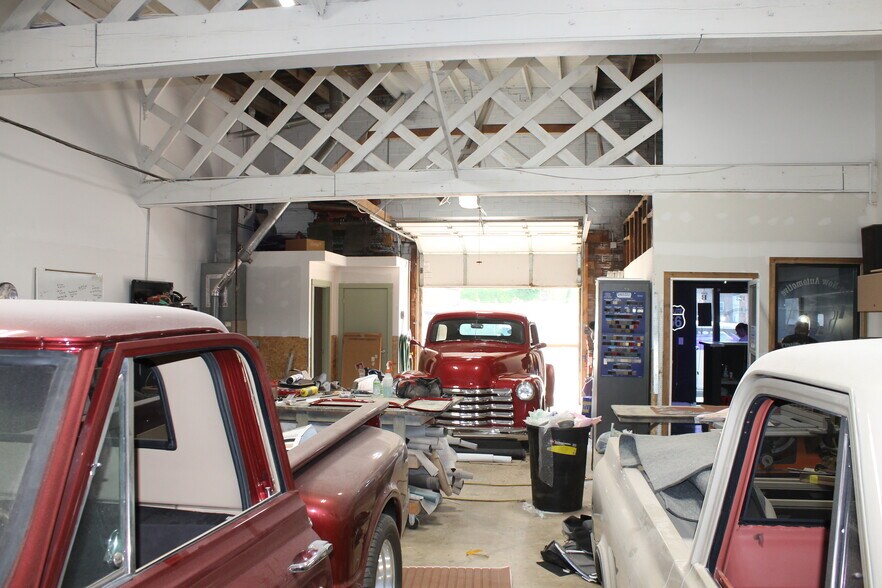 123 E Hydraulic St, Yorkville, IL à vendre - Photo du bâtiment - Image 2 de 15