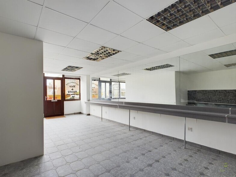 139 Upper Wickham Ln, Welling à vendre - Photo intérieure - Image 2 de 7