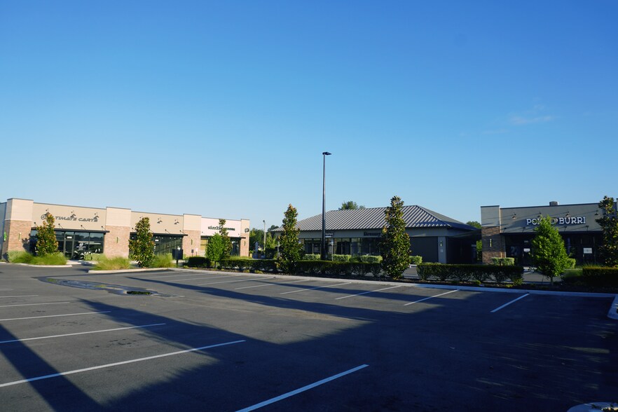 12615 W Colonial Dr, Winter Garden, FL à louer - Photo du bâtiment - Image 3 de 5