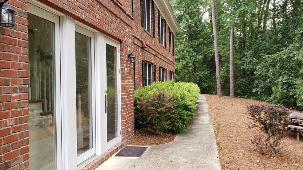 120 Applecross Rd, Pinehurst, NC for lease - Building Photo - Image 3 of 22