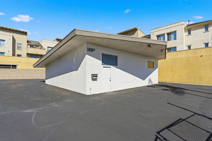 1408 S Escondido Blvd, Escondido, CA à louer - Photo du bâtiment - Image 3 de 6