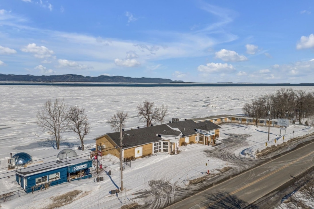 195 Boul Blais E, Berthier-sur-mer, QC for sale Primary Photo- Image 1 of 9