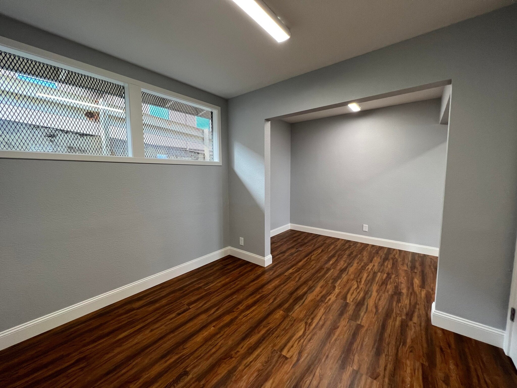 1300 Court St, Redding, CA à louer Photo intérieure- Image 1 de 7