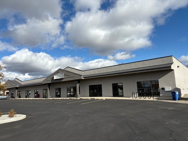3920 W 5th Ave, Post Falls, ID for lease - Building Photo - Image 2 of 2