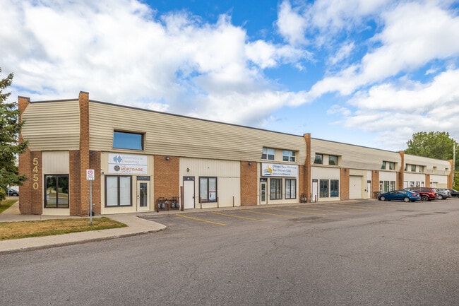 Plus de détails pour 5450 Canotek Rd, Ottawa, ON - Flex à vendre