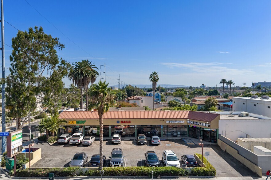 300 W Manchester Blvd, Inglewood, CA à vendre - Photo du bâtiment - Image 2 de 12