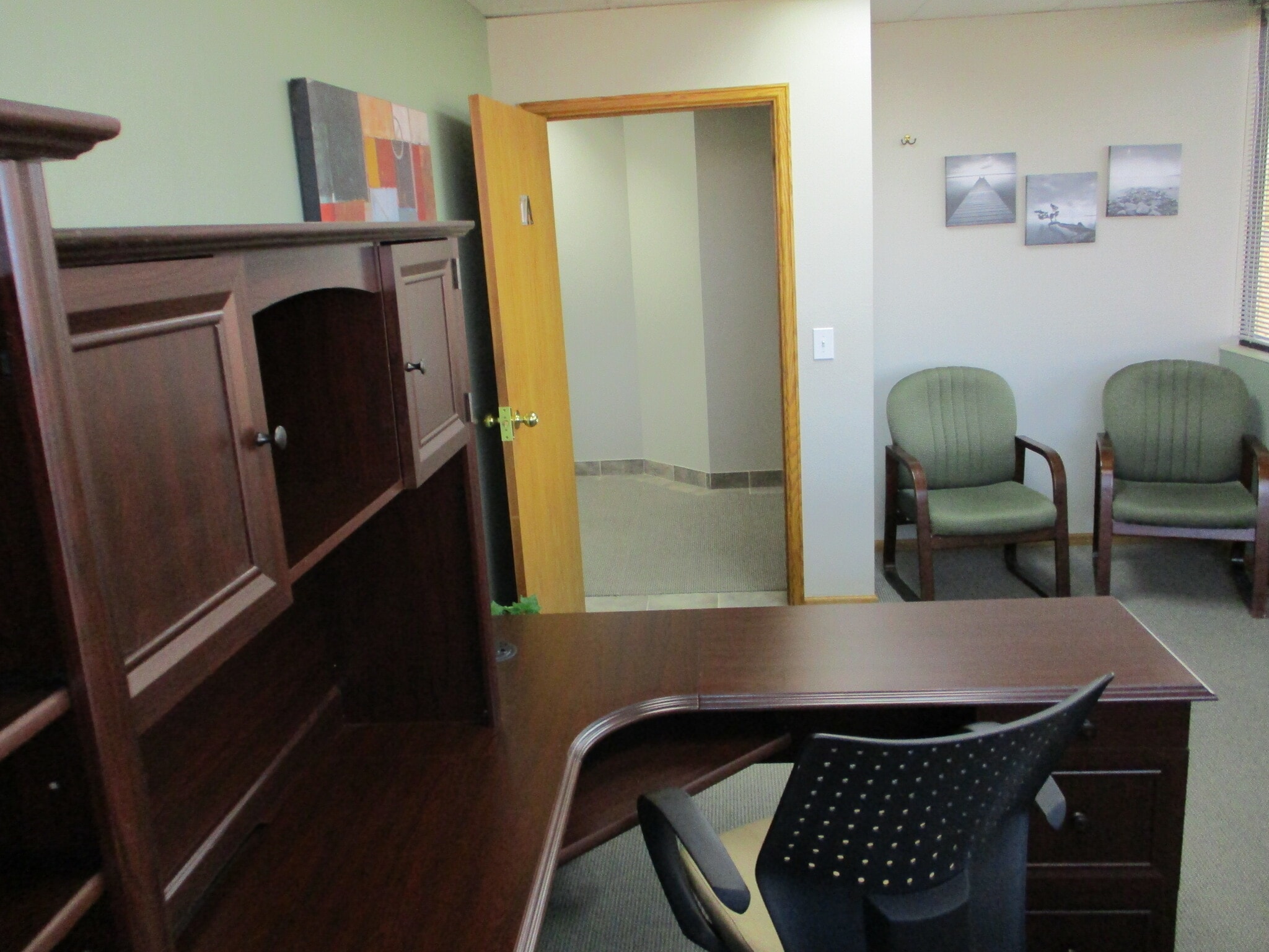 11479 S Pine Dr, Parker, CO for sale Interior Photo- Image 1 of 2