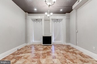 131 S Broadway, Baltimore, MD for lease Interior Photo- Image 2 of 8