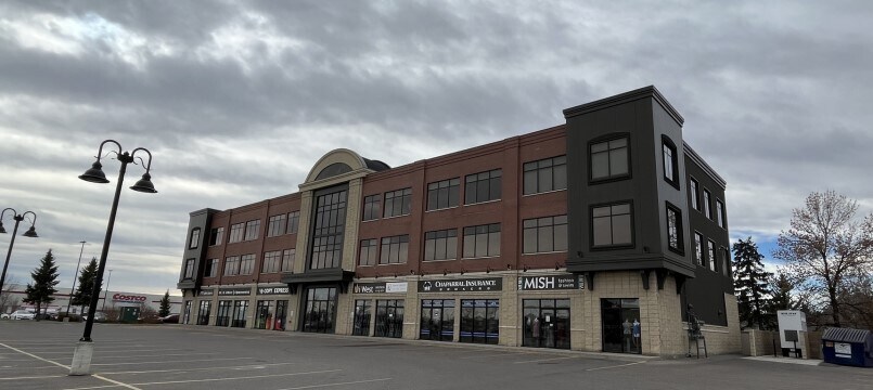 3120 32 St S, Lethbridge, AB à vendre Photo principale- Image 1 de 2