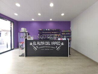 Plus de détails pour Multi-résidentiel à vendre