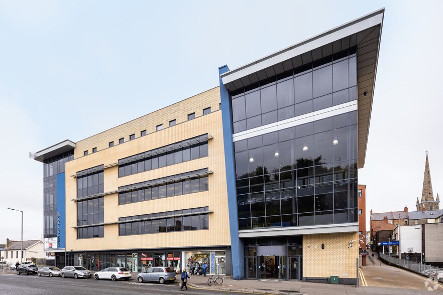 Linenhill St, Lisburn à louer - Photo du bâtiment - Image 2 de 13