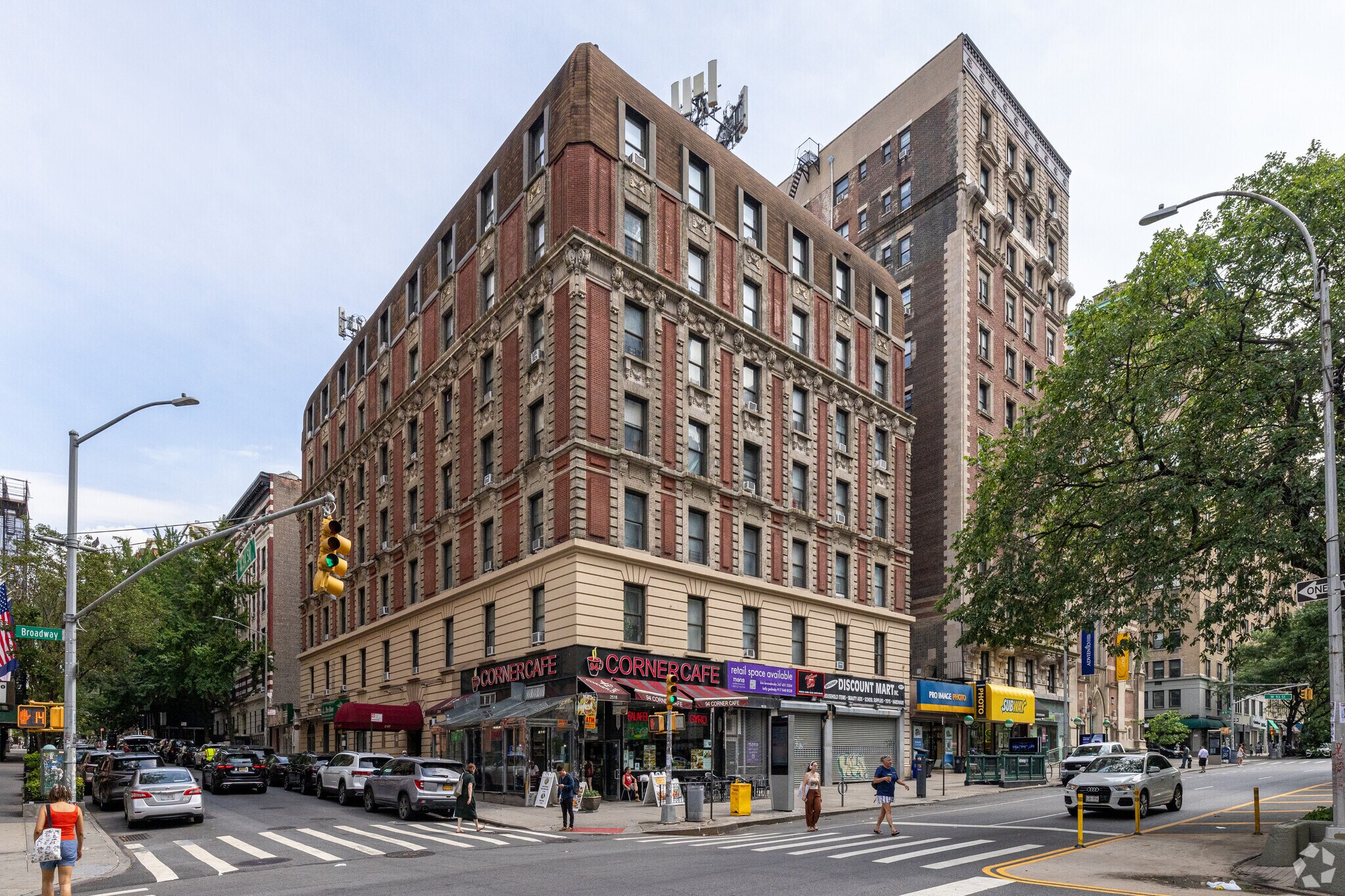 2512 Broadway, New York, NY for lease Building Photo- Image 1 of 4