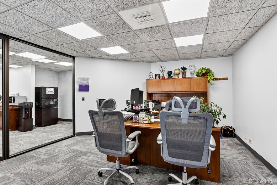 2700 S Shoshone St, Englewood, CO for sale - Interior Photo - Image 2 of 25