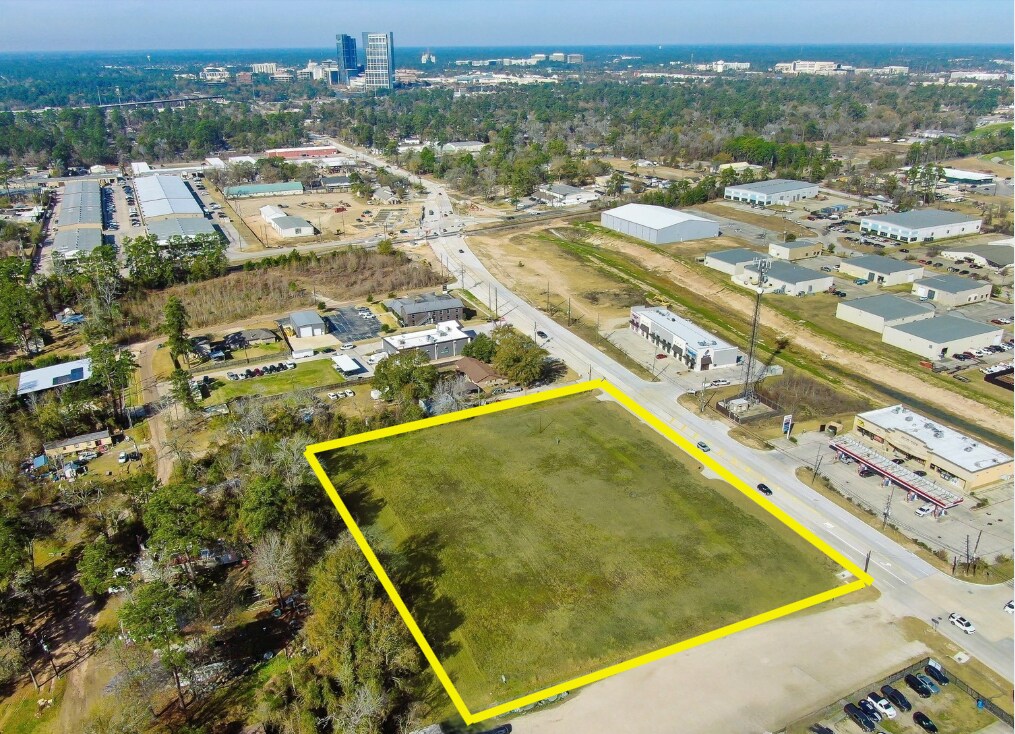 27660 Robinson Rd, Conroe, TX à vendre Photo du bâtiment- Image 1 de 11