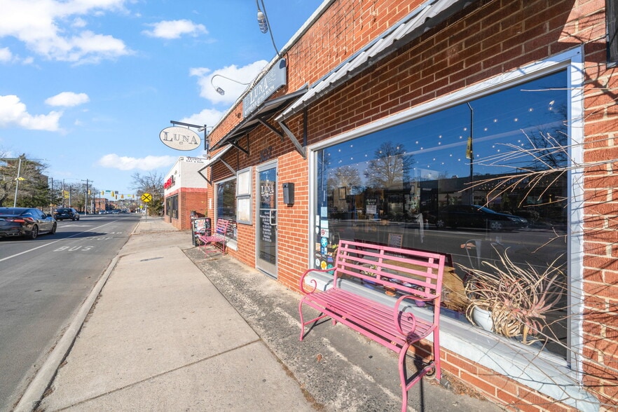 307 E Main Street, Carrboro, NC for sale - Building Photo - Image 2 of 18