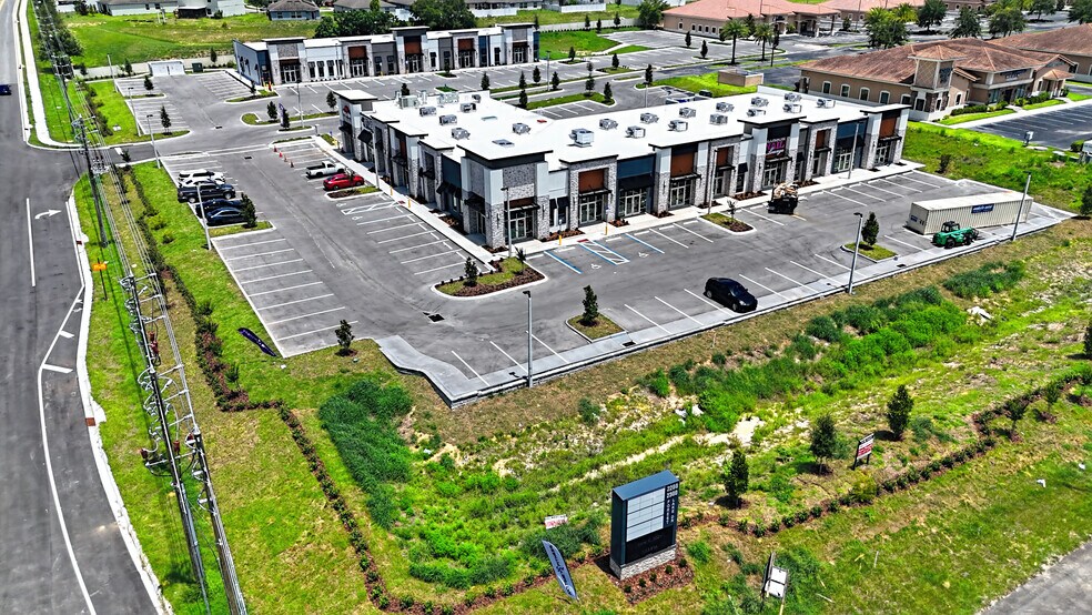 2200 Forest Lake Dr, Davenport, FL à vendre - Photo du bâtiment - Image 2 de 10