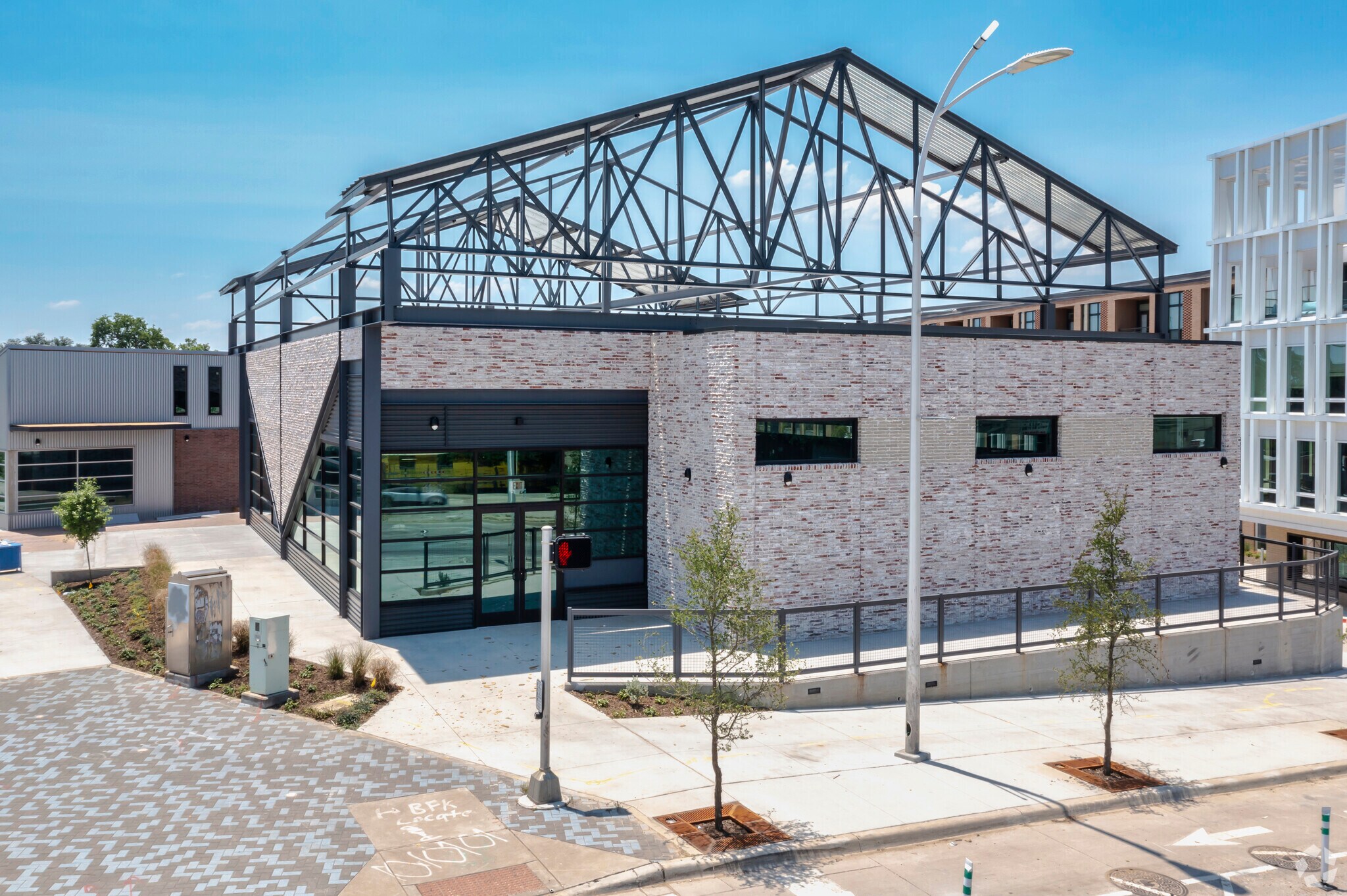 218 W Commerce St, Dallas, TX for lease Building Photo- Image 1 of 5