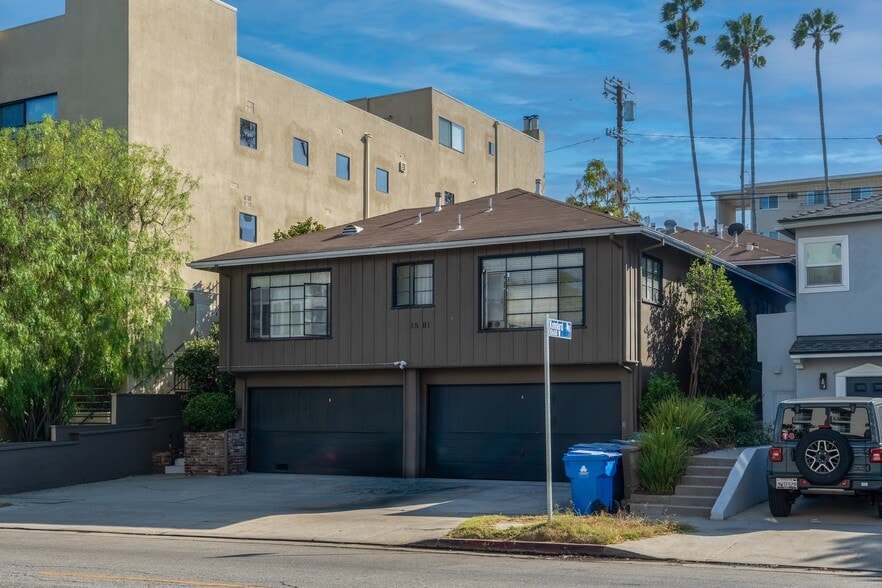 1581 Manning Ave, Los Angeles, CA à vendre - Photo du bâtiment - Image 2 de 6