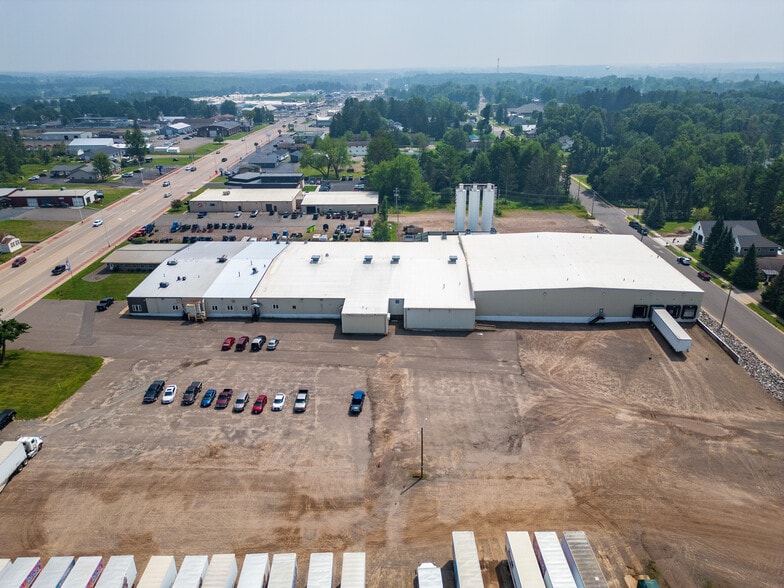 531 N 8th St, Medford, WI for sale - Building Photo - Image 2 of 15