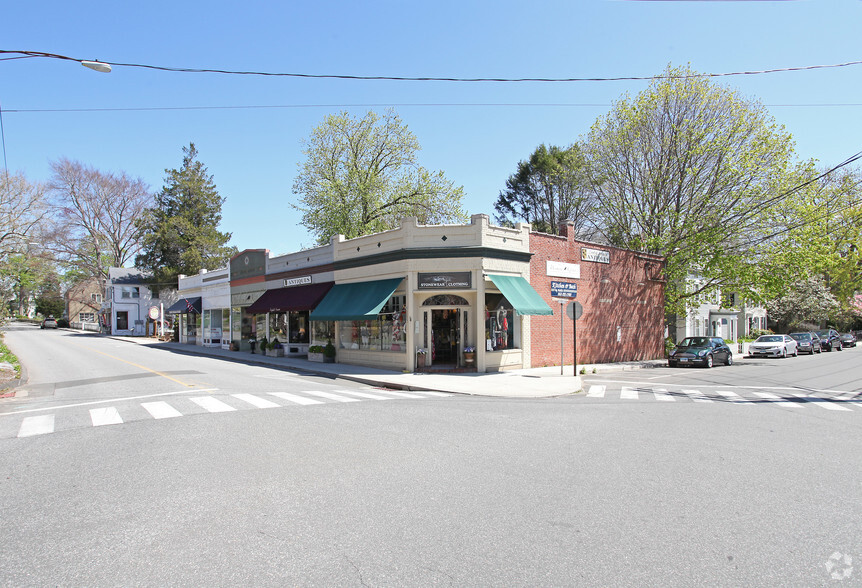 1-3 N Main St, Essex, CT à vendre - Photo principale - Image 1 de 1