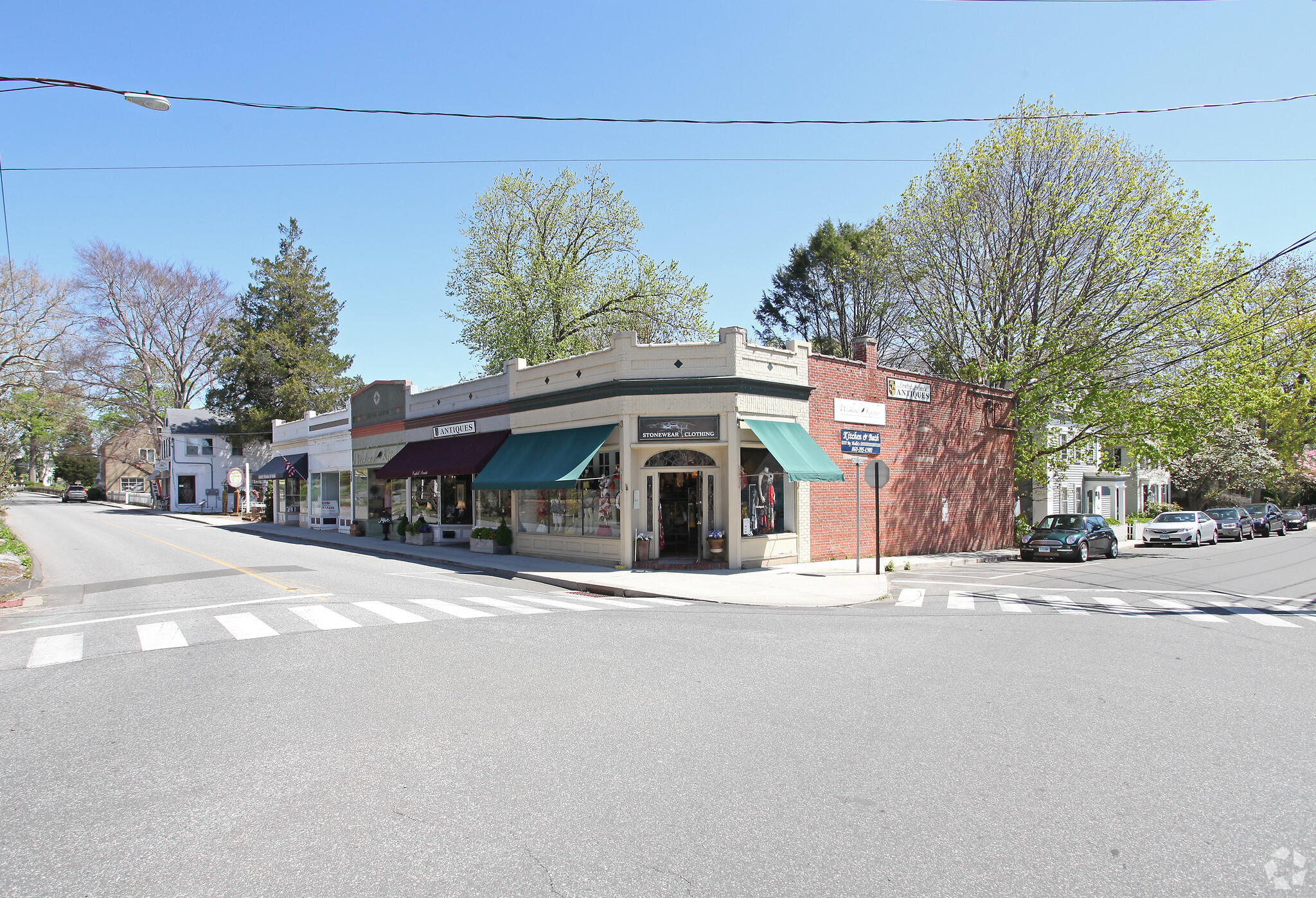 1-3 N Main St, Essex, CT à vendre Photo principale- Image 1 de 1