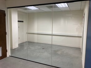 1080 Holcomb Bridge Rd, Roswell, GA for lease Interior Photo- Image 2 of 7