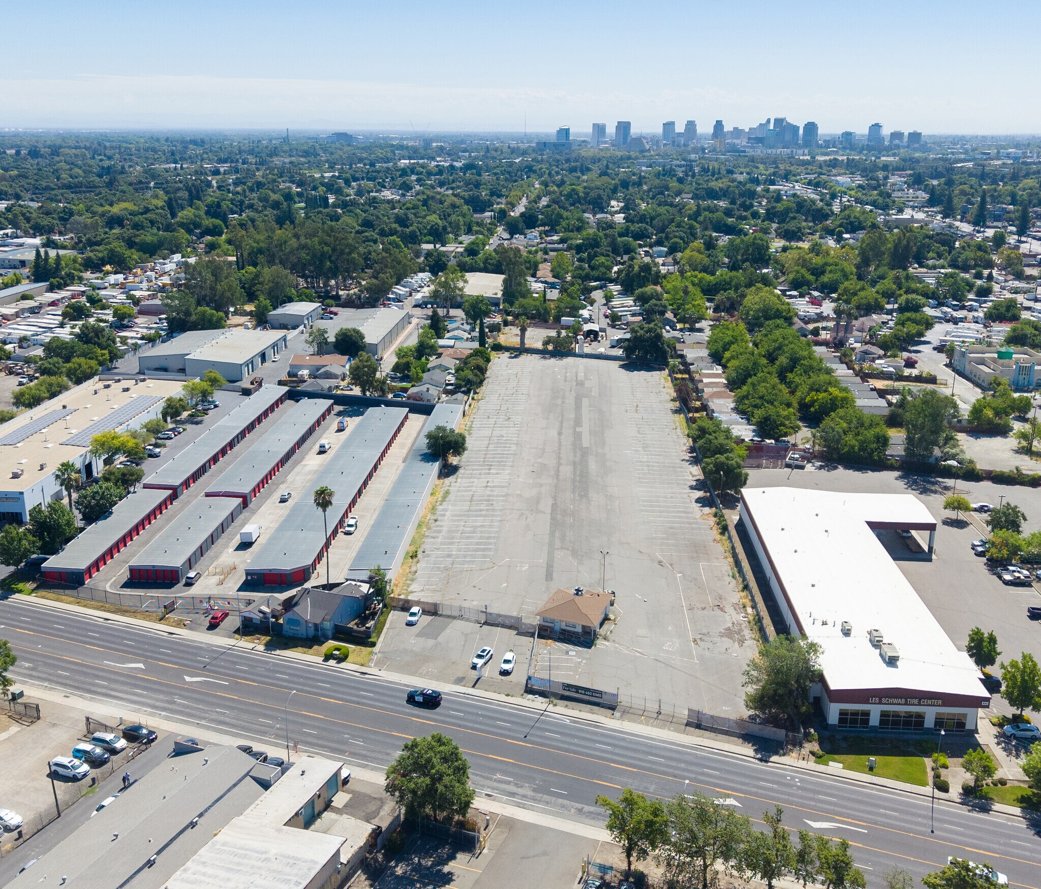 601 Harbor Blvd, West Sacramento, CA for lease Primary Photo- Image 1 of 4