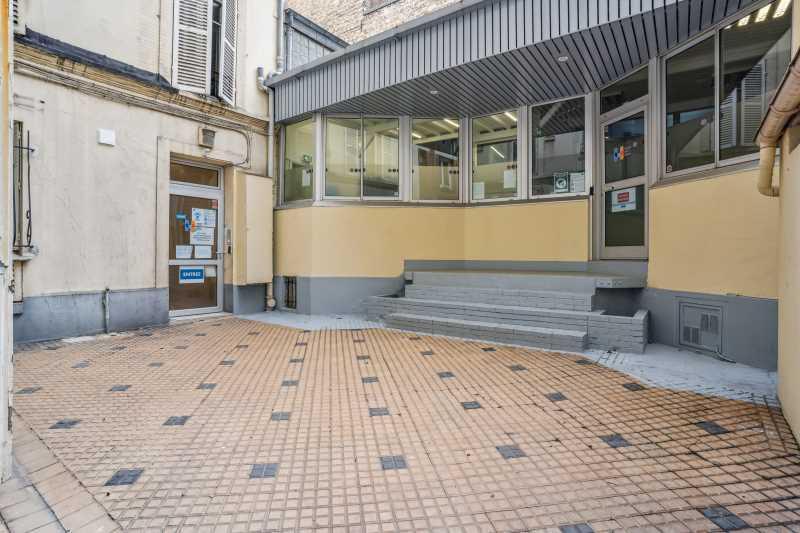Bureau dans Levallois-Perret à vendre Photo du bâtiment- Image 1 de 14