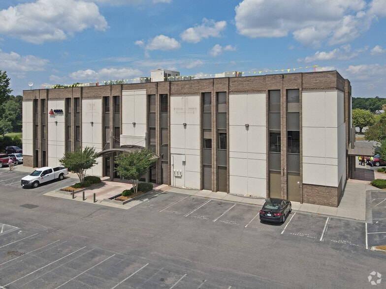 1100 S Stratford Rd, Winston-Salem, NC for lease - Building Photo - Image 3 of 6