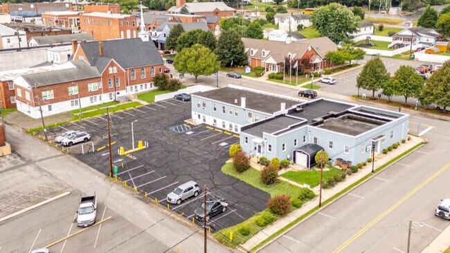 Plus de détails pour 525 7th St, Altavista, VA - Bureau à vendre