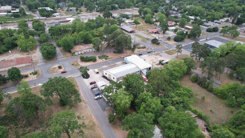 910 Richland Ave E, Aiken, SC for lease - Building Photo - Image 3 of 28