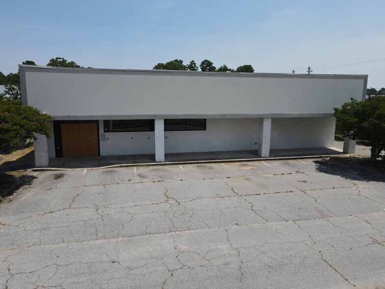 1633 Gordon Hwy, Augusta, GA à vendre - Photo du bâtiment - Image 2 de 9