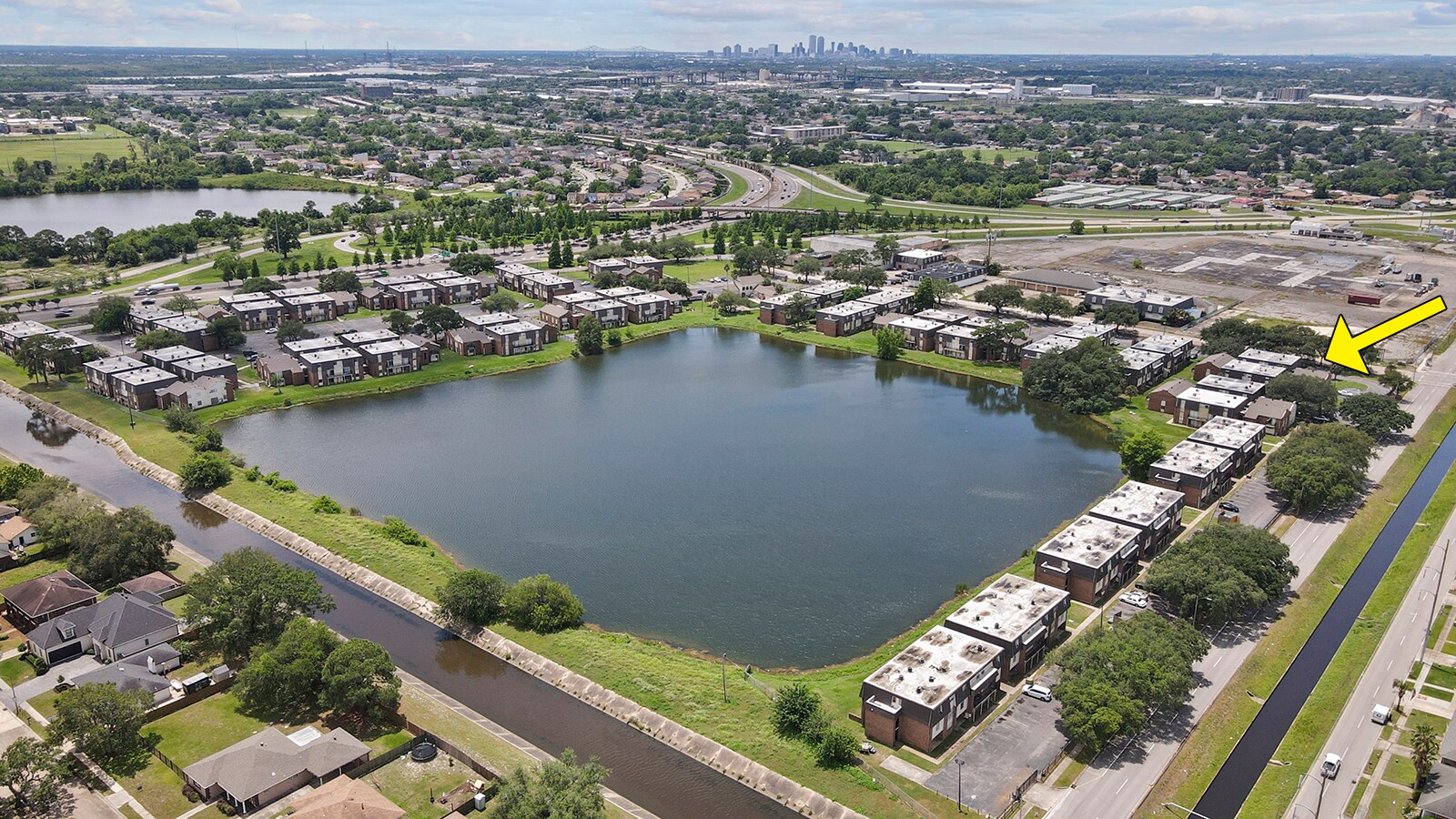 7001 Martin Dr, New Orleans, LA à vendre Aérien- Image 1 de 1